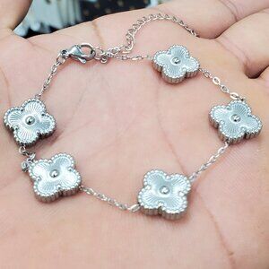 Silver bracelet for woman's